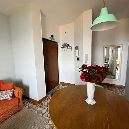 Sogni Sul Mare Apartment *